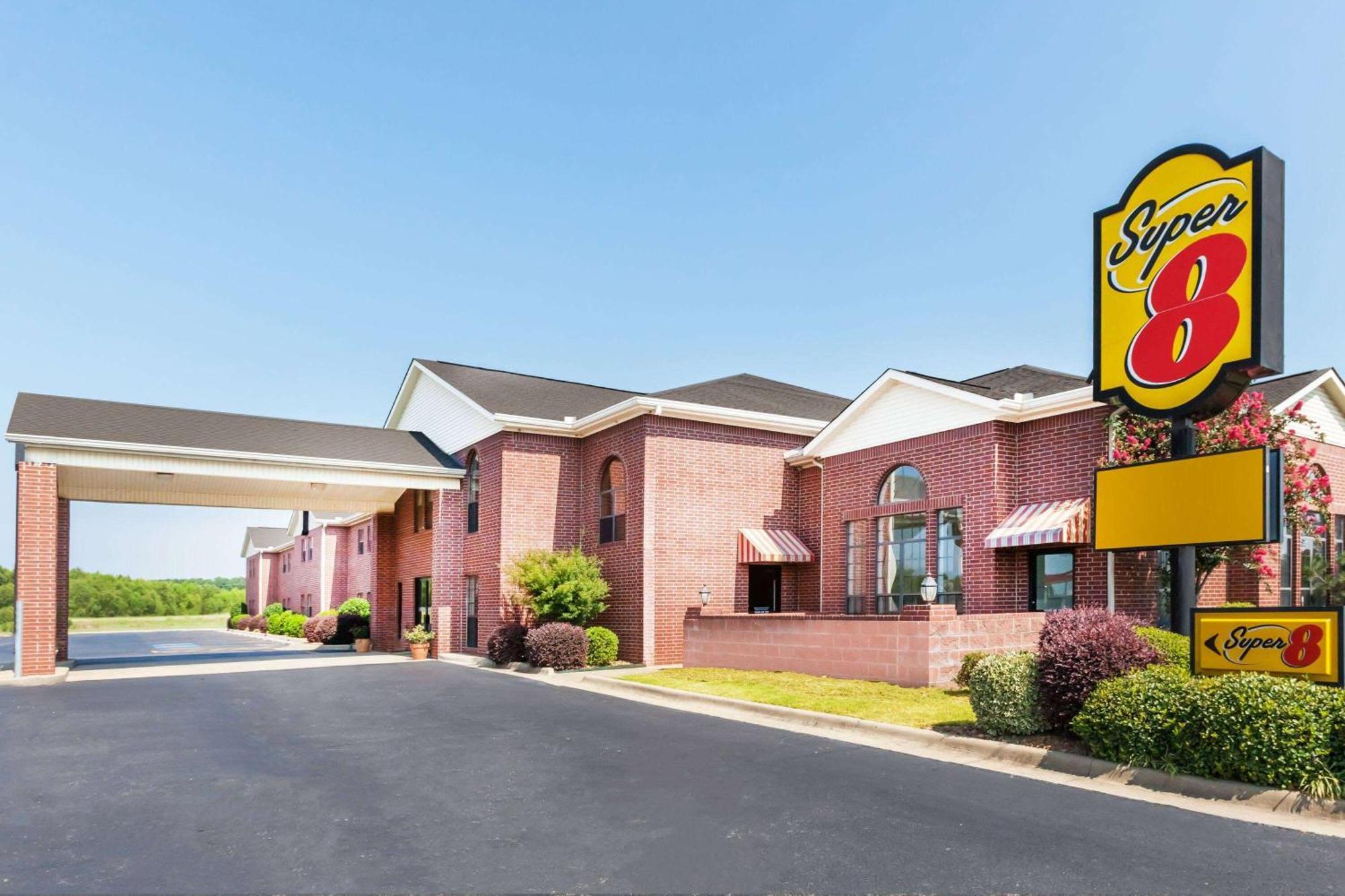 ซูเปอร์ 8 บาย วินด์แฮม เซียร์ซี อาร์คันซอ Hotel เซอร์ซี ภายนอก รูปภาพ
